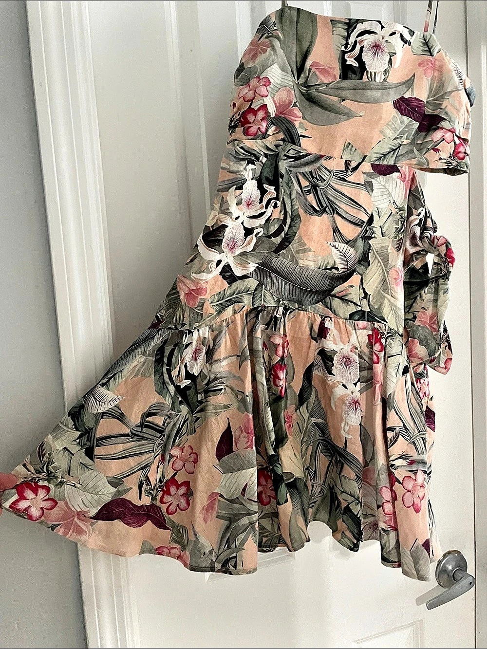 GUESS Floral Midi Dress in Pink & Green Size 6 Like New